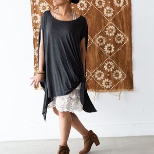 Three Bird Nest charcoal gray wren tunic